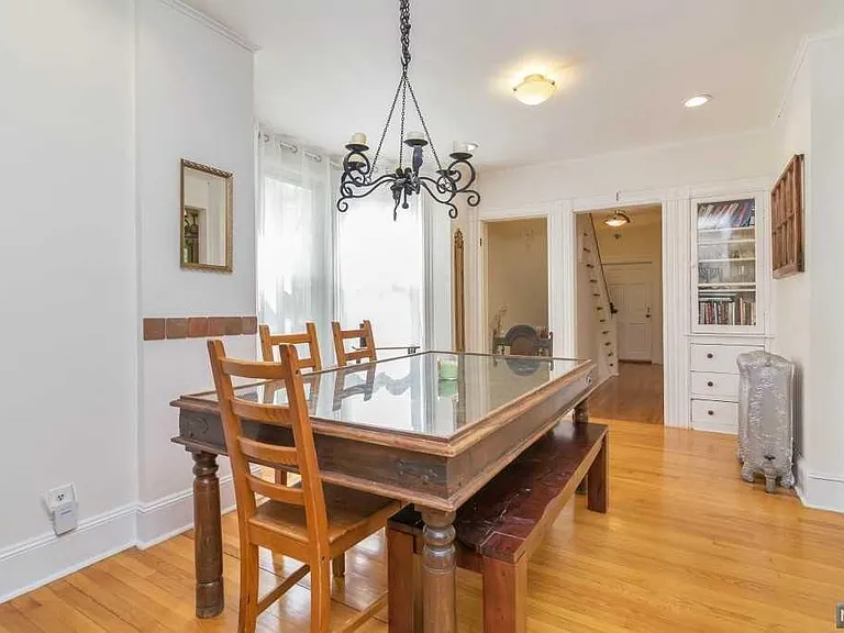 48 Stelfox St — Photo 7