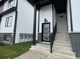 4263 4th Ave #711, Niagara Falls, ON L2E 0A2