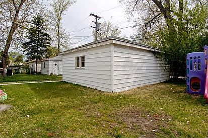 2nd image of 7429 Kostner Ave