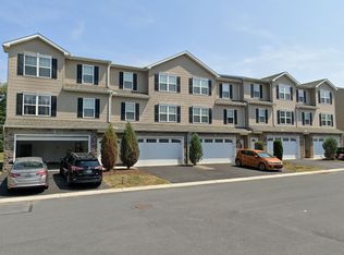 826 Spring Rock Ct, Mechanicsburg, PA 17055
