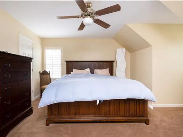 20 Carrollton Ct — Photo 28