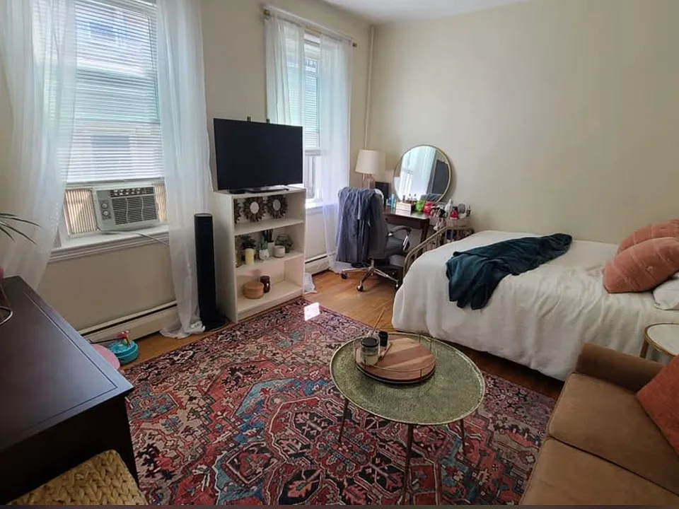 1840 Commonwealth Ave #3
