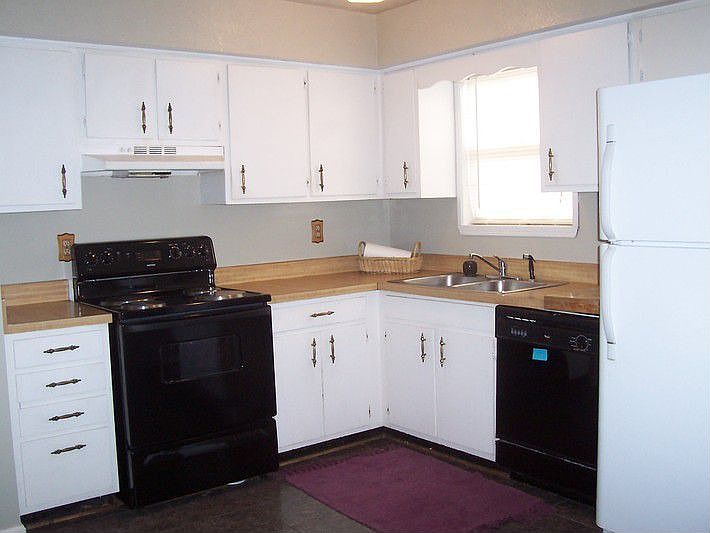 1st image of 9301 Pirouette Ave