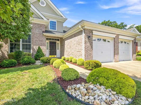 16 Bay Hill Road, Jackson, NJ 08527