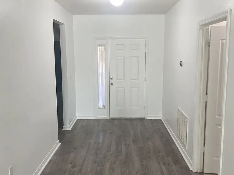 16220 Saint Augustine St — Photo 14
