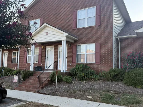 102 Brandywine Dr NE, Conover, NC 28613