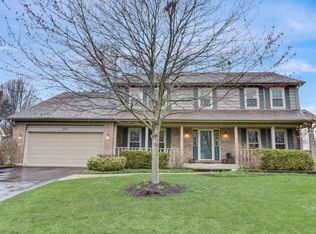 1501 Ambleside Cir, Naperville, IL 60540