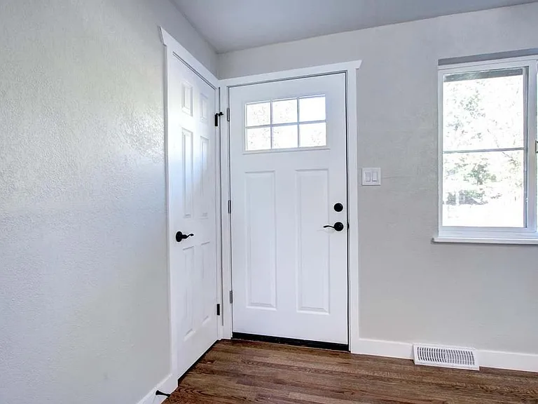 4214 N Pecos St — Photo 7