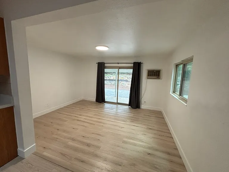 3566 W Amherst Ave — Photo 15