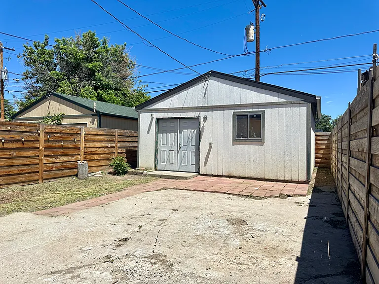 3318 N Gilpin St — Photo 35