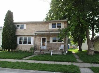 1315 S Maple Ave, Green Bay, WI 54304