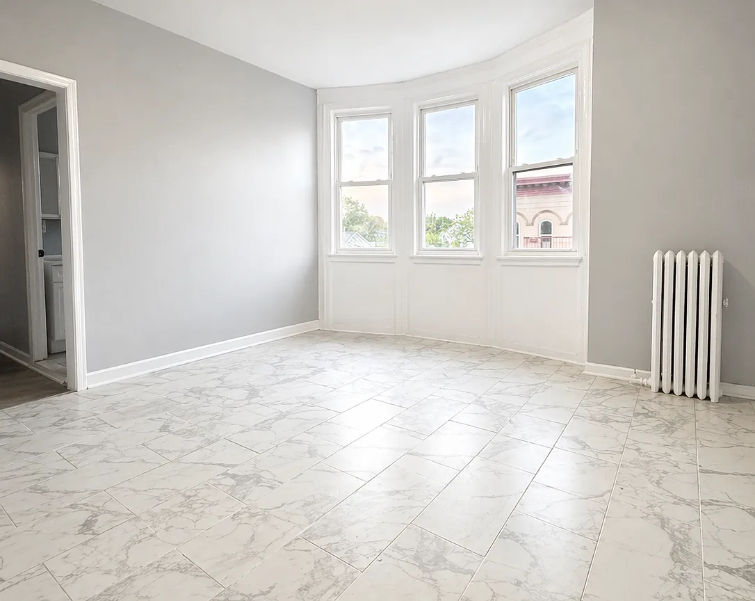 233 Littleton Ave #11 — photo 5 of 14
