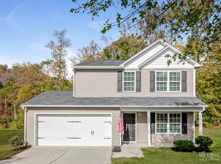 519 Ethel Ct, Charlotte, NC 28214