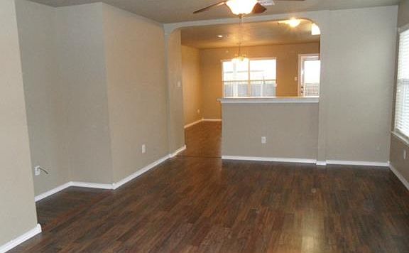 2nd image of 231 Hyltin St