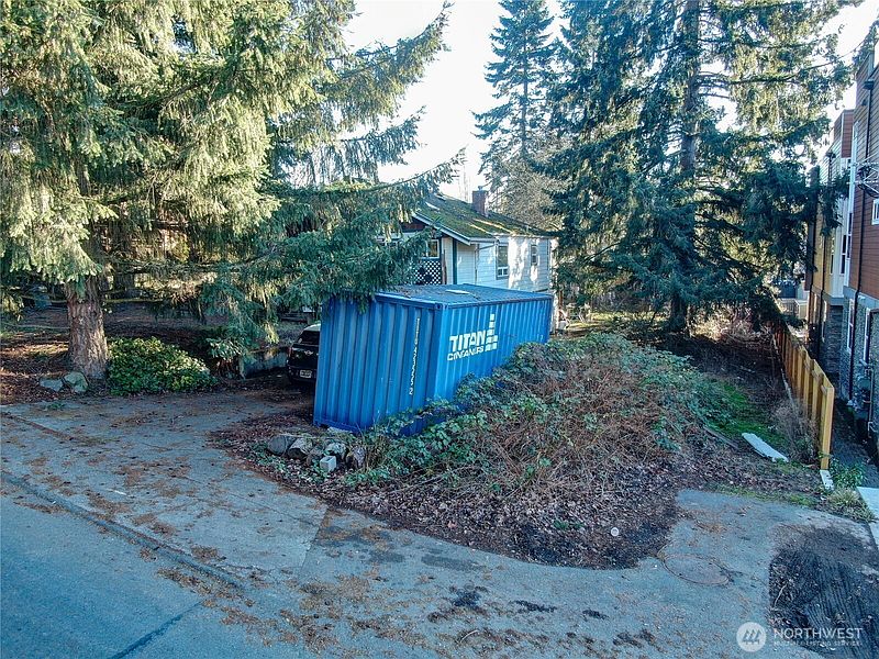 2nd image of 317 N 138th Street