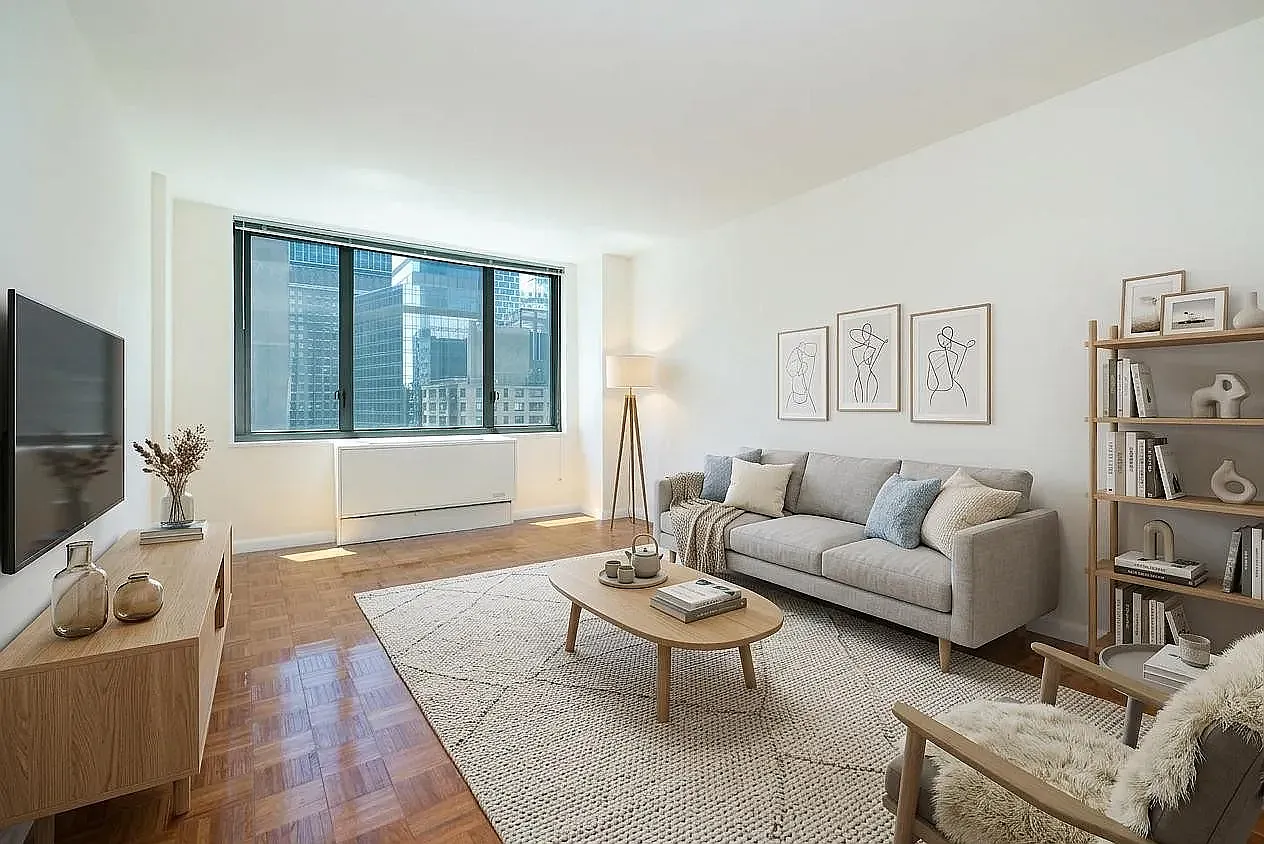 211 West 56th Street — Photo 4