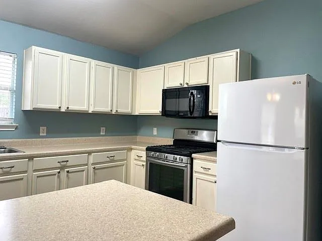289 Lake Washington Dr — Photo 9