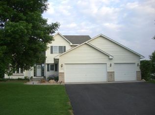 2192 Groveland Way, Shakopee, MN 55379