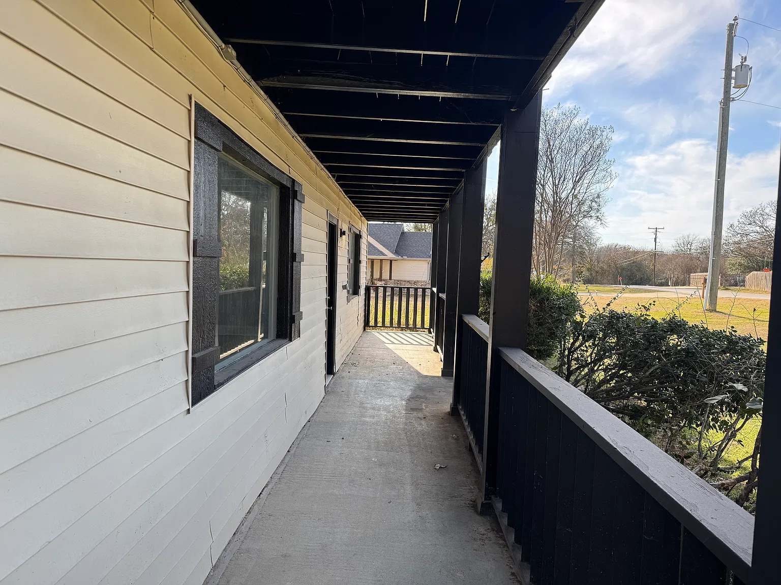 2 bed, 1200 sqft, $1,600 — Photo 2