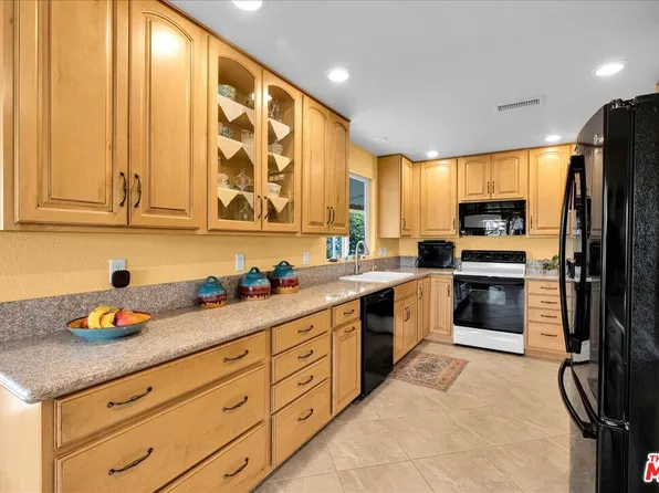 73450 Country Club Dr Space 259, Palm Desert, CA 92260
