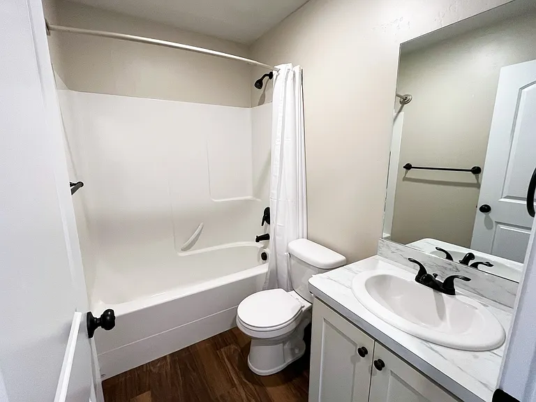 565 Pioneer Rd #212 — Photo 12
