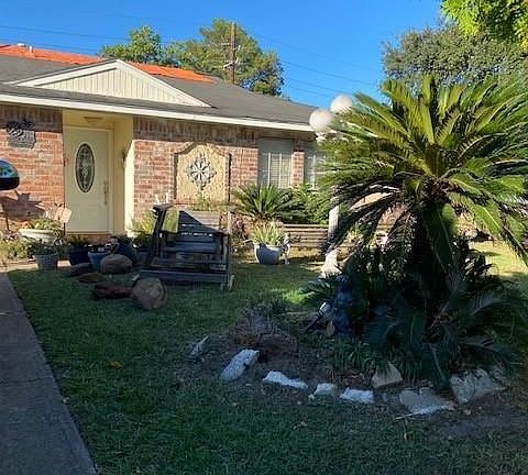2nd image of 7502 Winkle Wood Ln