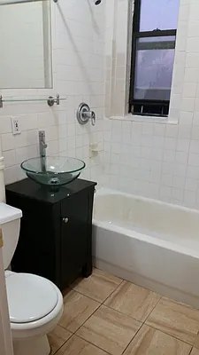 Rented by New York Residence | media 15