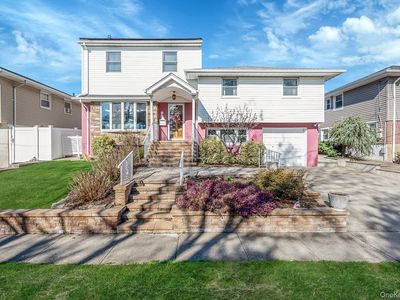 257 Garden City Road, Franklin Square, NY, 11010