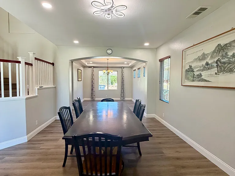 37121 Edgemont Dr — Photo 9