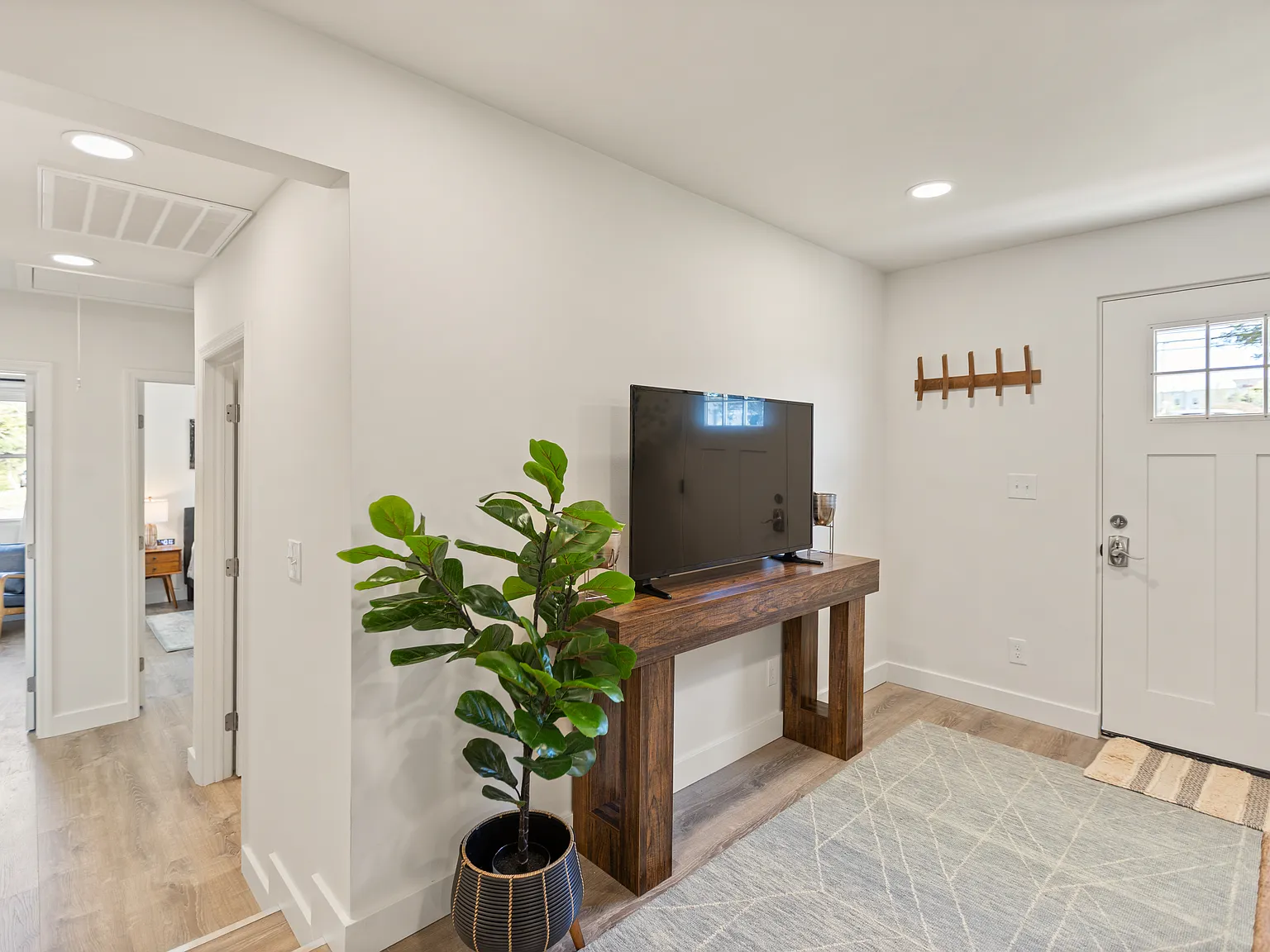 5407 Central Avenue Pike — Photo 4