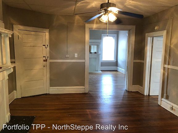 5th image of 1436 Neil Ave APT 12