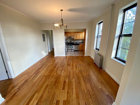 3rd image of 4105 35th Ave APT 3L