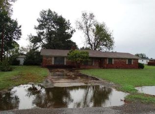 6425 Industrial Park Rd, Van Buren, AR 72956