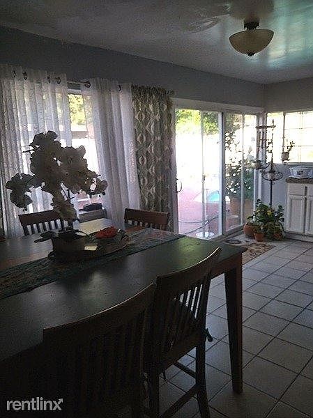 1st image of 2658 Greenleaf Dr