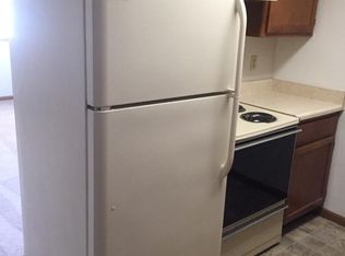 5550 Salt Valley View St #3, Lincoln, NE 68512