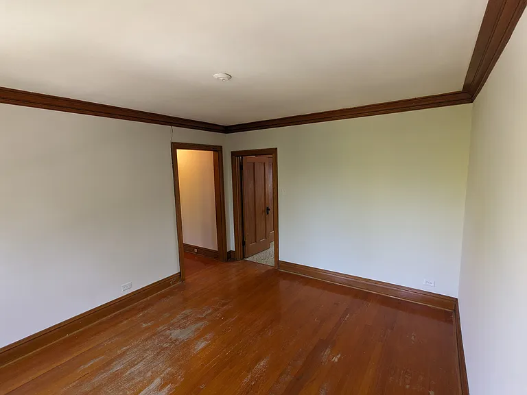 3407 N Lockwood Ave #2 — Photo 2