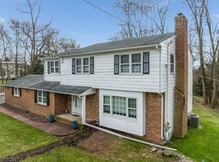 645 Foothill Rd, Bridgewater, NJ 08807