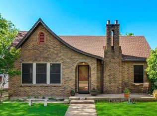 3520 Meadowbrook Dr, Fort Worth, TX 76103