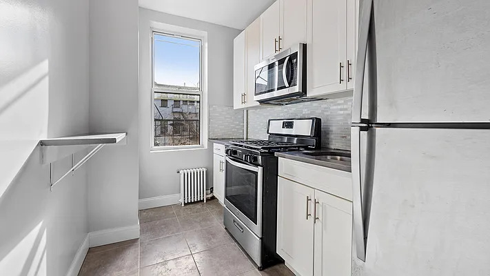 Rented by Nooklyn NYC LLC | media 9