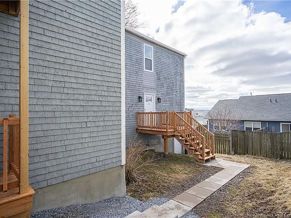2nd image of 20 Harding St #3