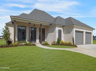 303 Abercrombie Way, Broussard, LA 70518
