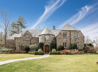 19 Berwick Rd, Scarsdale, NY 10583