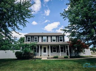 1198 Tricia Ct, Perrysburg, OH 43551