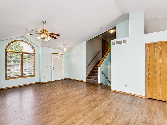 4th image of 4542 N Westlake Ct