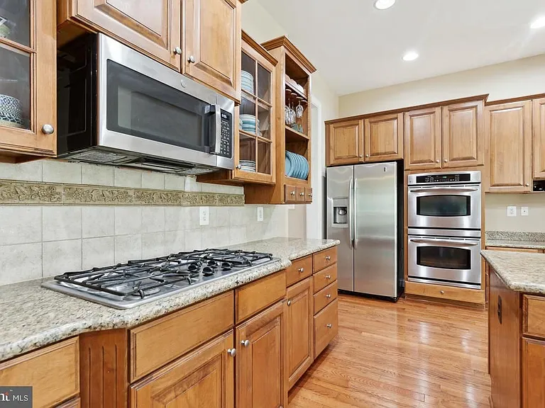 17205 Dewpoint Pl — Photo 3