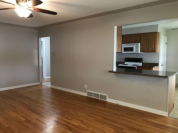 4th image of 3900 Yarrow St #7735