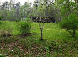 29 Mossie Ln, Middlesboro, KY 40965