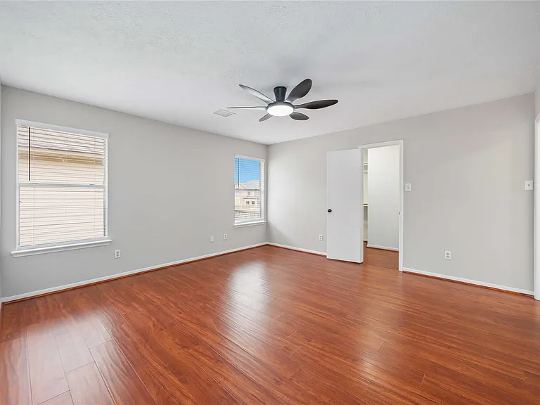 16710 Cheshire Place Dr — Photo 18