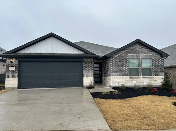 2223 Gustavus Dr, Sherman, TX 75092