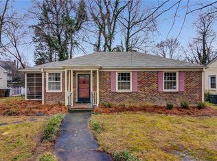 2414 Dellwood Dr, Greensboro, NC 27408